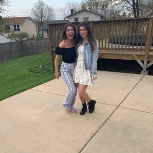 Meet your Posher, Gina